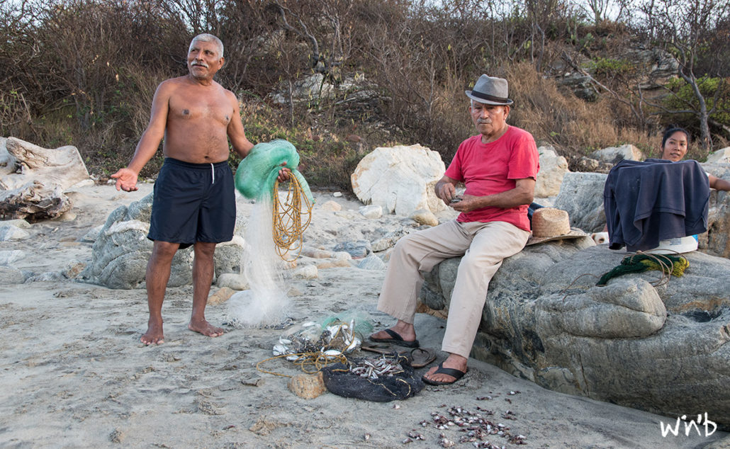 Surfing_in_Puerto_Escondido_Fishermen